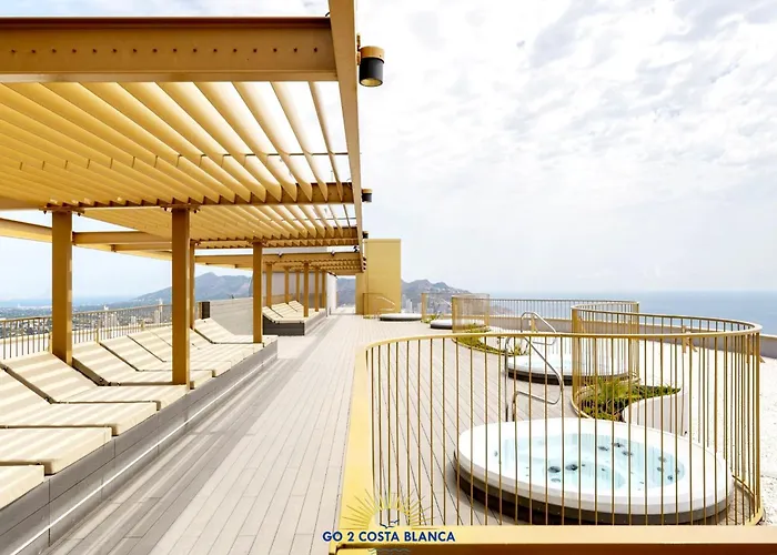 Intempo Golden Magic Sky Resort & Spa