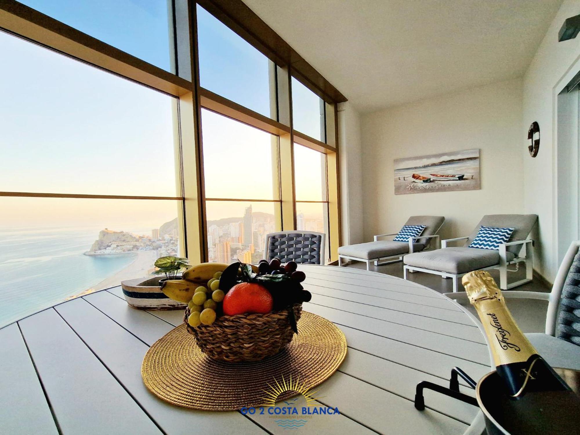 Intempo Golden Magic Sky & Apartament *